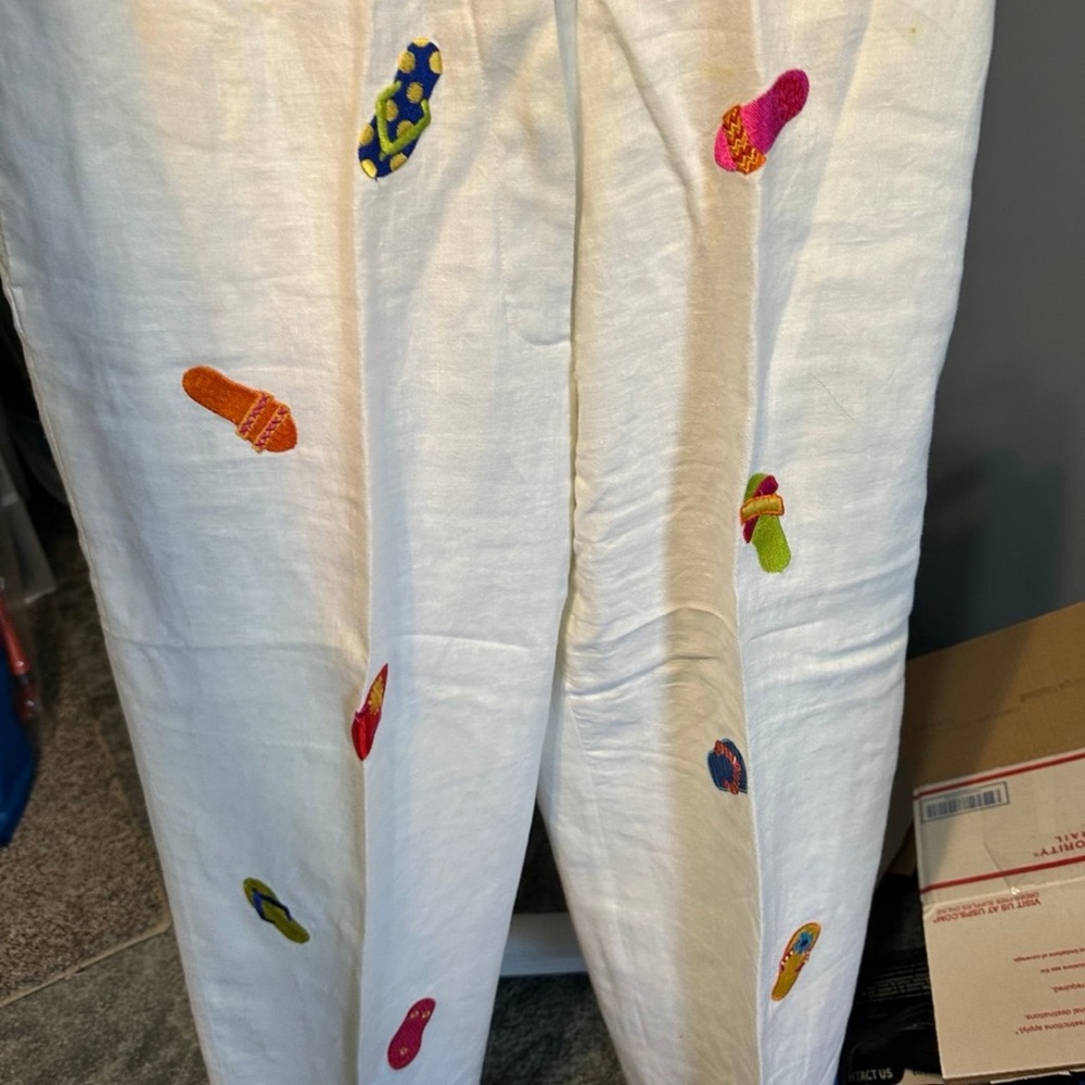 Saint Tropez West White womens Joggers with Colorful Embroidery